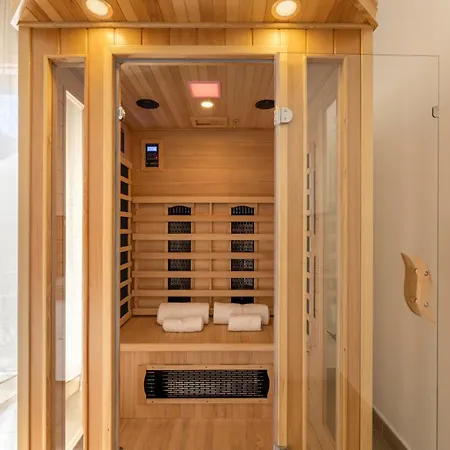 Private Sauna 3br 2ba Downtown * Katania