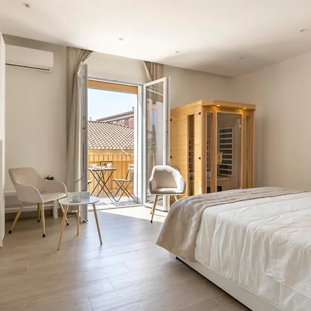 Private Sauna 3br 2ba Downtown * Katania