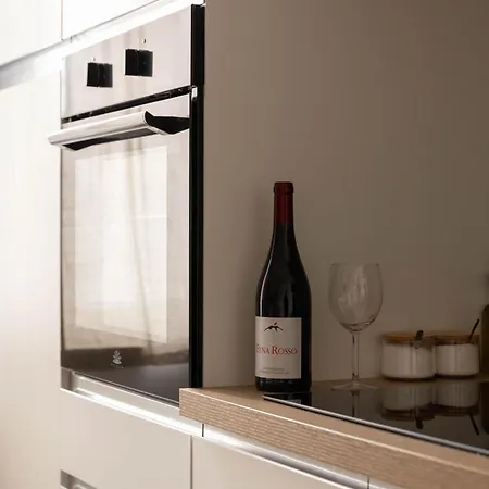 Private Sauna 3br 2ba Downtown Apartament Katania